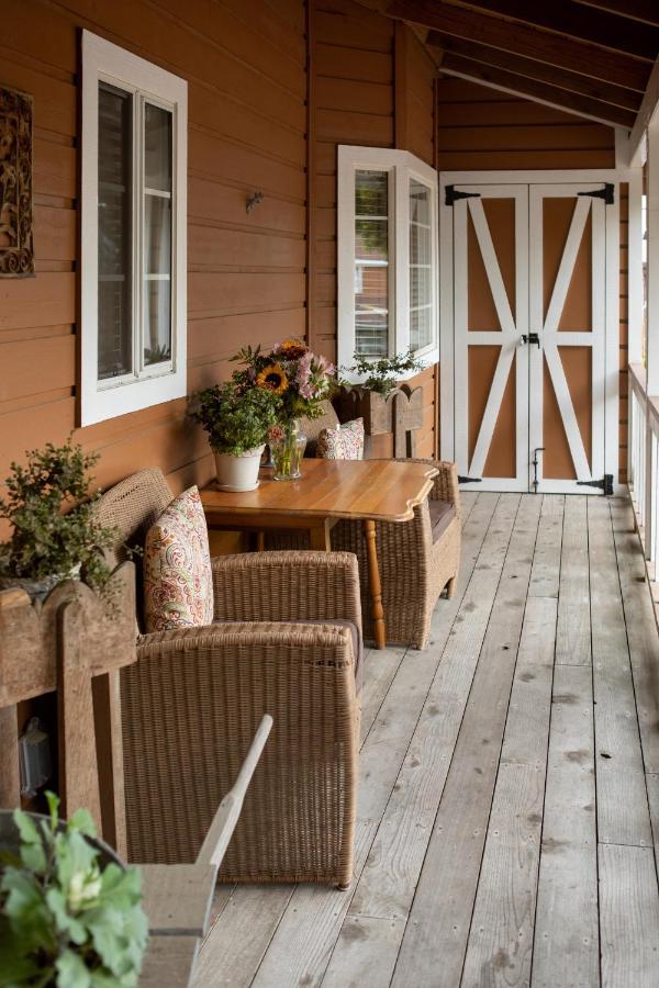 J Patrick Inn Cambria Eksteriør billede