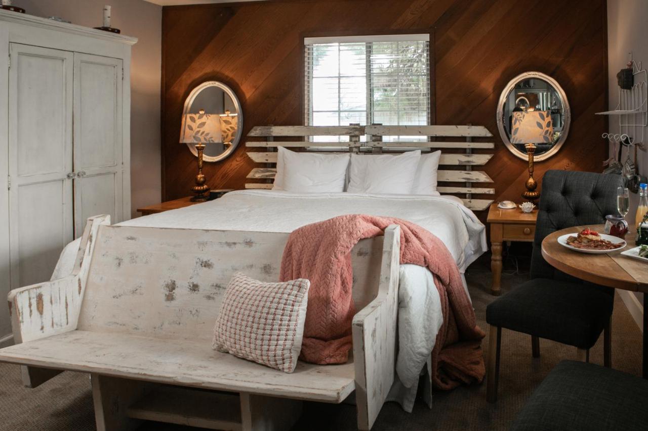 J Patrick Inn Cambria Eksteriør billede