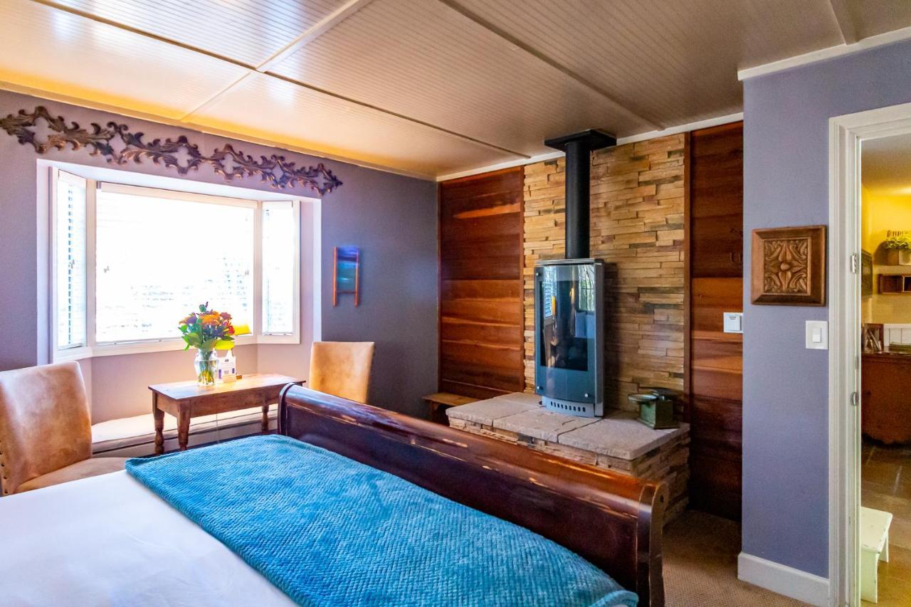 J Patrick Inn Cambria Eksteriør billede